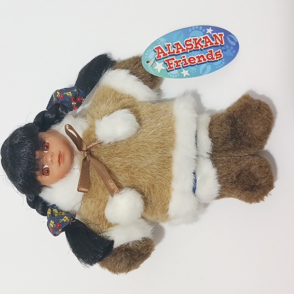 Artic Circle Alaskan Friends Eskimo 8" Soft Plush Doll with pom poms - Picture 9 of 10